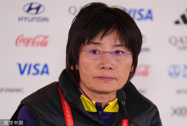 男女生猴子